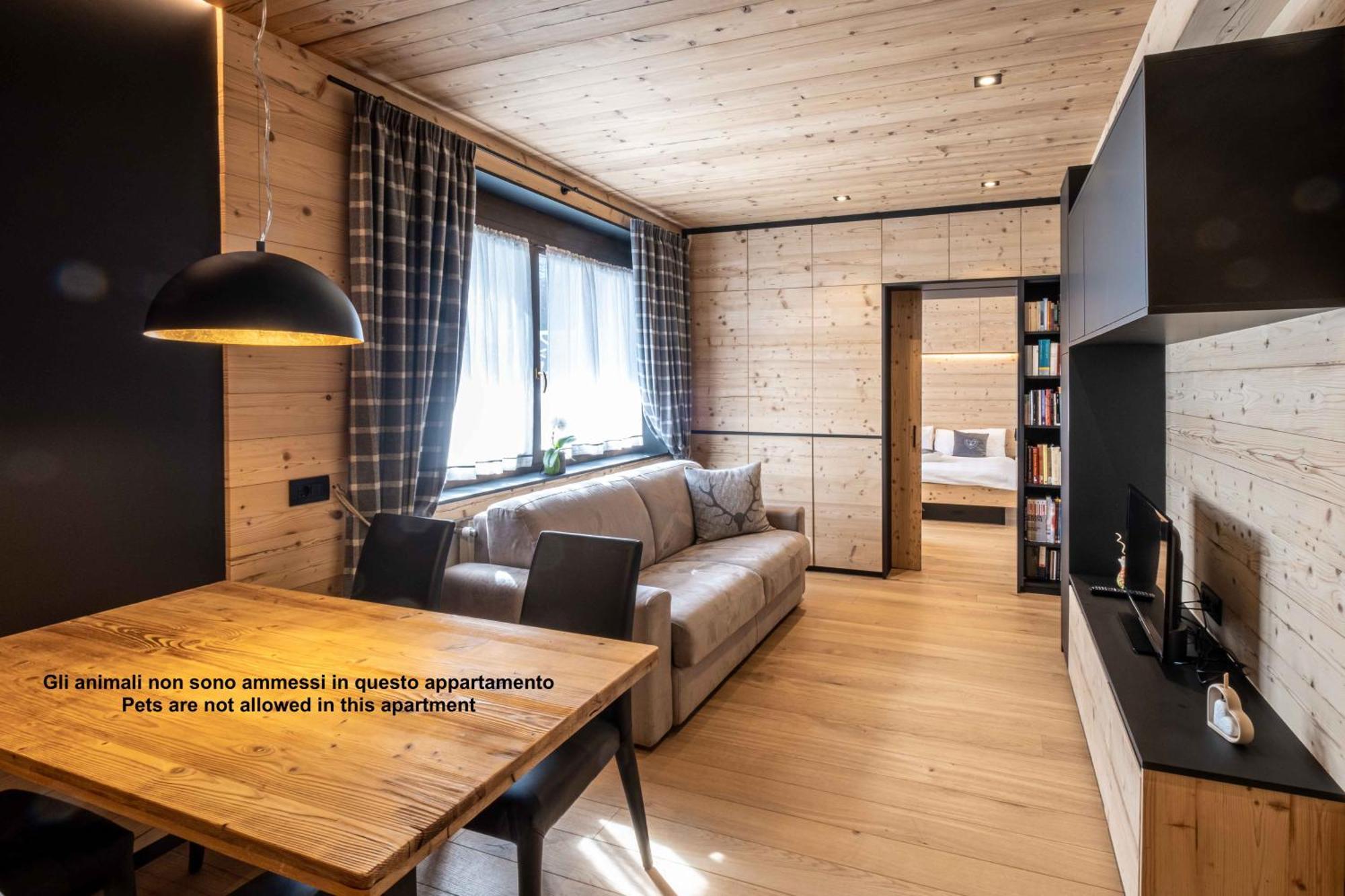Residence Salvan กอร์วารา อิน บาเดีย ภายนอก รูปภาพ