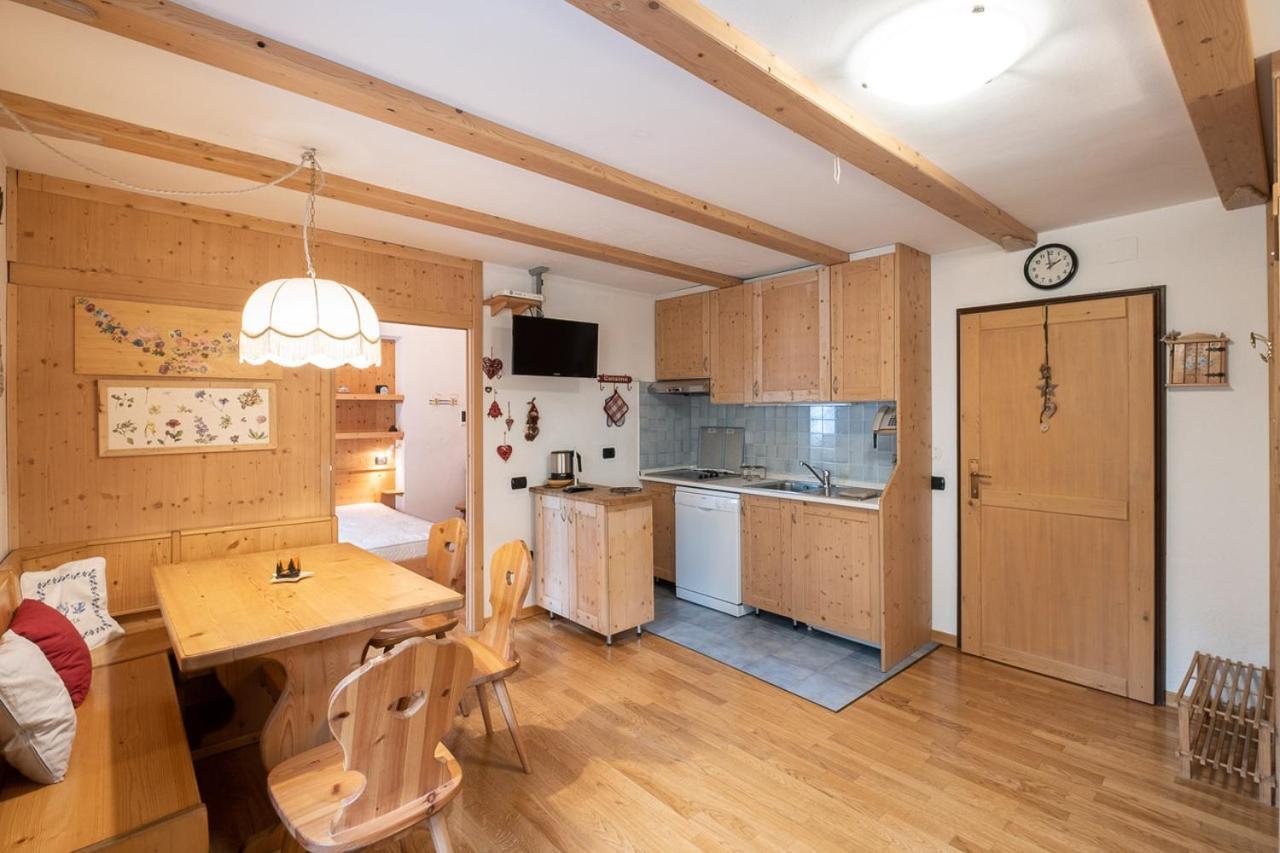 Residence Salvan กอร์วารา อิน บาเดีย ภายนอก รูปภาพ