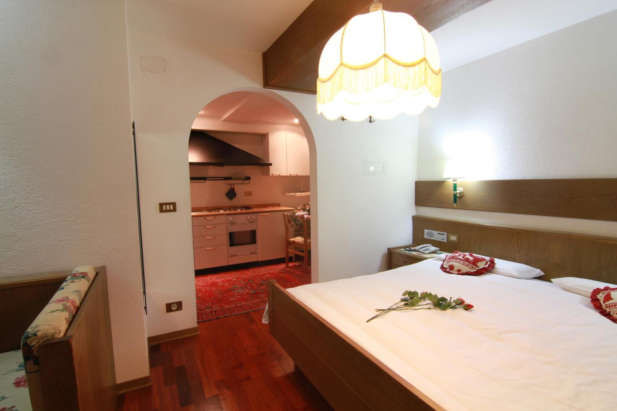 Residence Salvan กอร์วารา อิน บาเดีย ภายนอก รูปภาพ